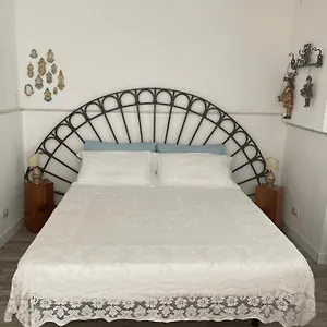 Appartamento Casa Tuccari Castiglione Di Sicilia, Castiglione De Sicilia